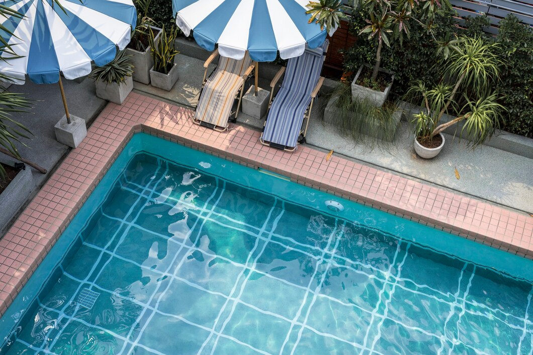Luxury swimming pool installation
